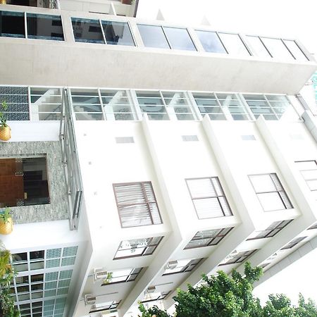 Holiday Hotel Yangon Ngoại thất bức ảnh
