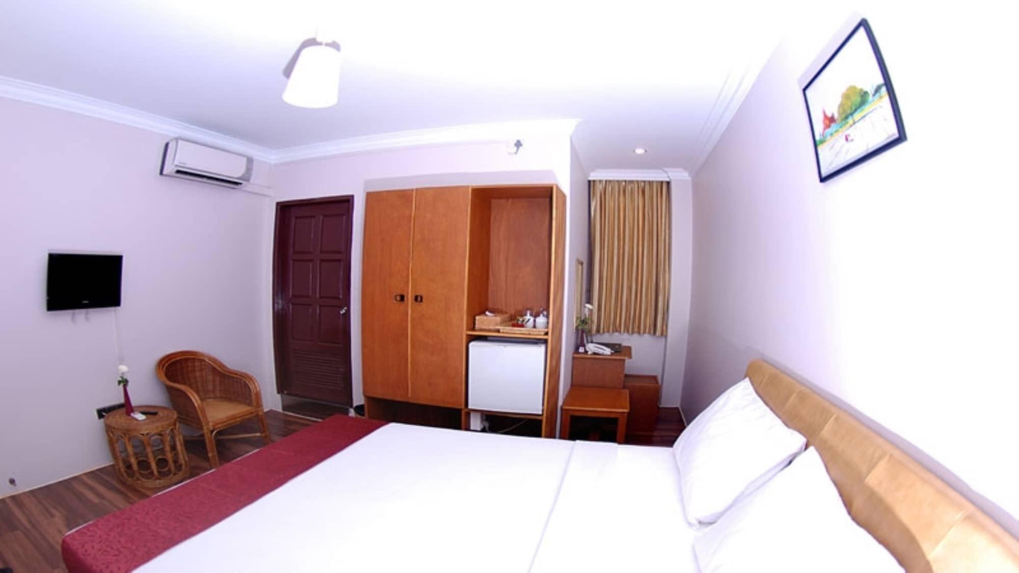 Holiday Hotel Yangon Ngoại thất bức ảnh